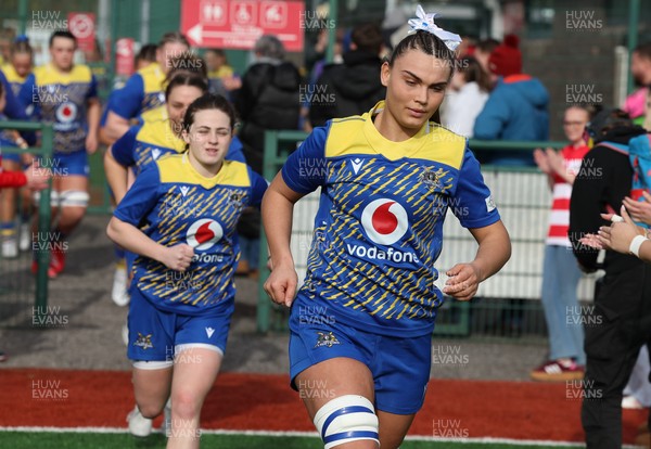 140226 - Gwalia Lightning v Clovers, Celtic Challenge - Bryonie King of Gwalia Lightning leads the team out at the start of the match