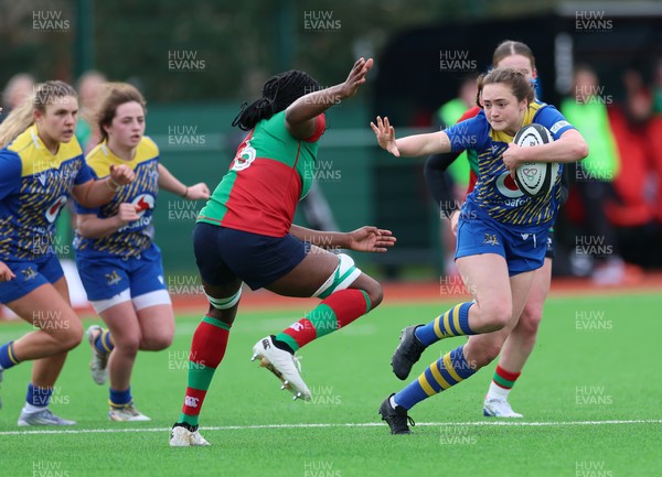 140226 - Gwalia Lightning v Clovers, Celtic Challenge - Caitlin Lewis of Gwalia Lightning takes on Faith Oviawe of Clovers