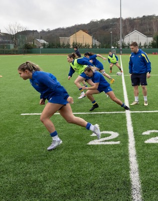 170126 - Gwalia Lightning v Edinburgh Rugby, Celtic Challenge - Gwalia Lightning warm up ahead of the match