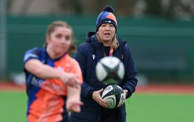 170126 - Gwalia Lightning v Edinburgh Rugby, Celtic Challenge - Edinburgh head coach Claire Cruikshank