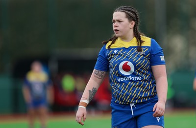 170126 - Gwalia Lightning v Edinburgh Rugby, Celtic Challenge - Molly Reardon of Gwalia Lightning