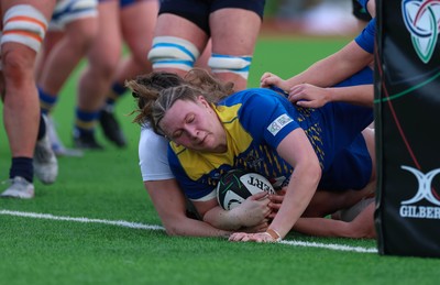 170126 - Gwalia Lightning v Edinburgh Rugby, Celtic Challenge - Alaw Pyrs of Gwalia Lightning powers over to score try