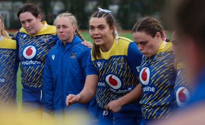 170126 - Gwalia Lightning v Edinburgh Rugby, Celtic Challenge - Bryonie King of Gwalia Lightning speaks to the players at the end of the match
