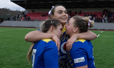 170126 - Gwalia Lightning v Edinburgh Rugby, Celtic Challenge - Bryonie King of Gwalia Lightning with Molly Anderson-Thomas of Gwalia Lightning and Molly Reardon of Gwalia Lightning at the end of the match