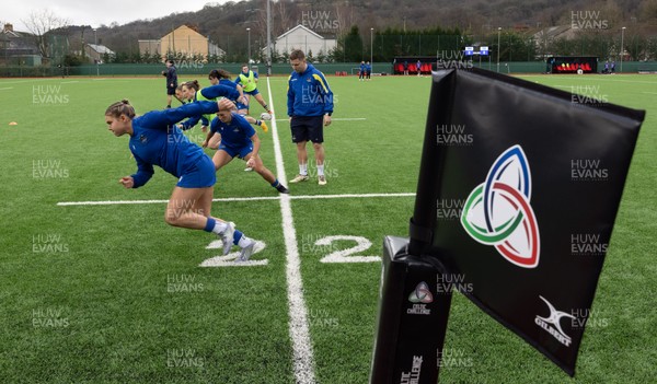 170126 - Gwalia Lightning v Edinburgh Rugby, Celtic Challenge - Gwalia Lightning warm up ahead of the match