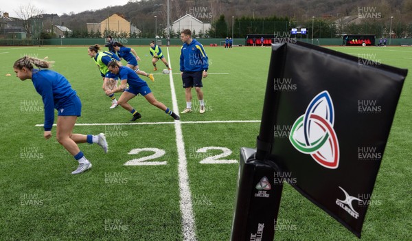170126 - Gwalia Lightning v Edinburgh Rugby, Celtic Challenge - Gwalia Lightning warm up ahead of the match