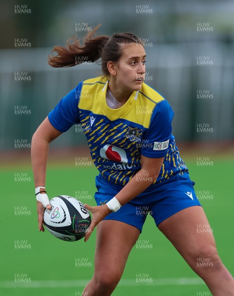 170126 - Gwalia Lightning v Edinburgh Rugby, Celtic Challenge - Carys Hughes of Gwalia Lightning