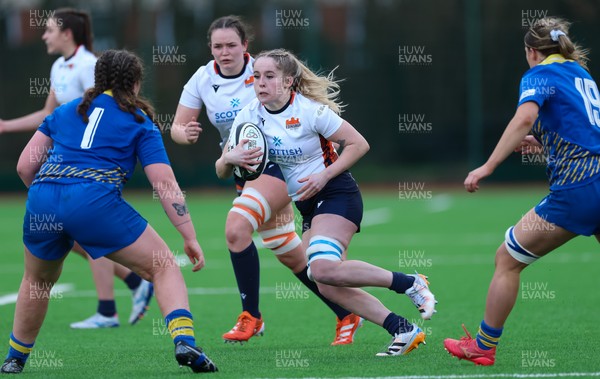 170126 - Gwalia Lightning v Edinburgh Rugby, Celtic Challenge - Lauryn McGrotty of Edinburgh Rugby charges forward