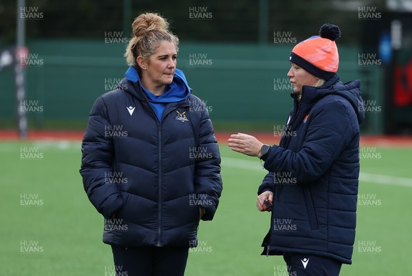 170126 - Gwalia Lightning v Edinburgh Rugby, Celtic Challenge - Gwalia Lightning head coach Catrina Nicholas-McLaughlin and Edinburgh head coach Claire Cruikshank