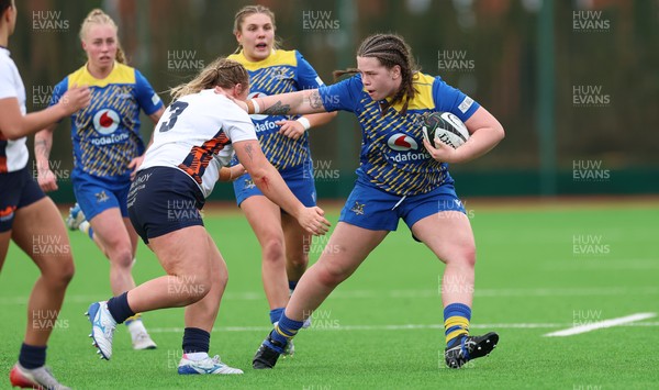 170126 - Gwalia Lightning v Edinburgh Rugby, Celtic Challenge - Maisie Davies of Gwalia Lightning