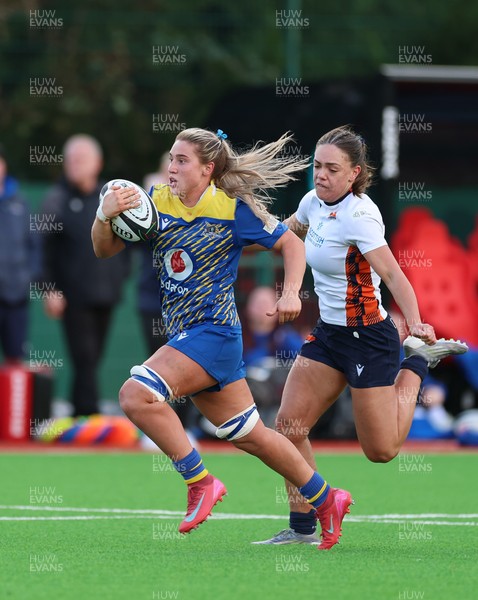 170126 - Gwalia Lightning v Edinburgh Rugby, Celtic Challenge - Anwen Owen of Gwalia Lightning