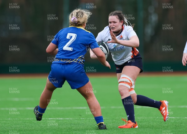 170126 - Gwalia Lightning v Edinburgh Rugby, Celtic Challenge - Natasha Logan of Edinburgh Rugby takes on Molly Reardon of Gwalia Lightning