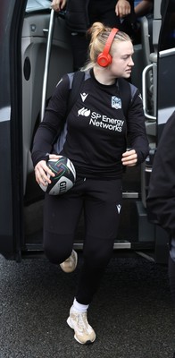 210226 - Gwalia Lightning v Glasgow - Celtic Challenge - Glasgow arrivals