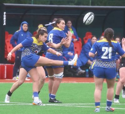 210226 - Gwalia Lightning v Glasgow - Celtic Challenge - Carys Hughes kicks to the corners