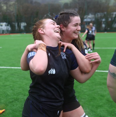 210226 - Gwalia Lightning v Glasgow - Celtic Challenge - Glasgow winning celebrations