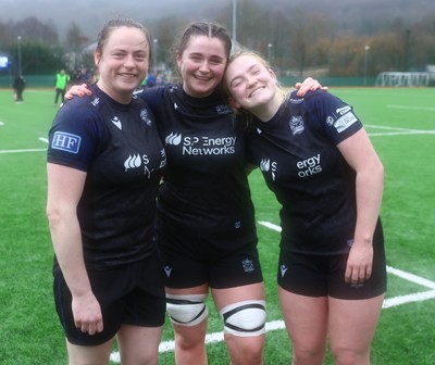 210226 - Gwalia Lightning v Glasgow - Celtic Challenge - Glasgow winning celebrations