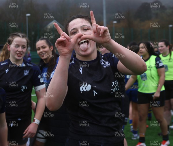 210226 - Gwalia Lightning v Glasgow - Celtic Challenge - Glasgow winning celebrations