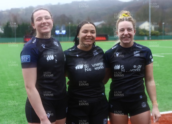 210226 - Gwalia Lightning v Glasgow - Celtic Challenge - Glasgow celebration - Aicha Sutcliffe - Holland Bogan - Claudia McLaren
