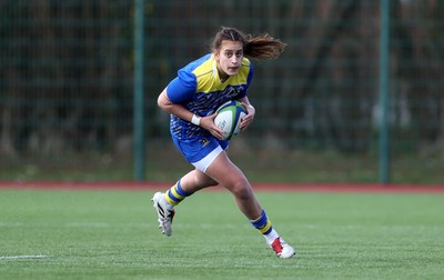 010325 - Gwalia Lightning v Wolfhounds - Celtic Challenge - Carys Hughes of Gwalia Lightning 