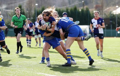 010325 - Gwalia Lightning v Wolfhounds - Celtic Challenge - Christy Haney of Wolfhounds is tackled by Caitlin Lewis of Gwalia Lightning 