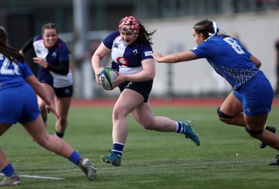 010325 - Gwalia Lightning v Wolfhounds - Celtic Challenge - Kelly Burke of Wolfhounds 