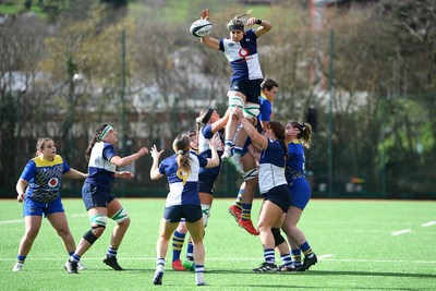 280226 - Gwalia Lightning v Wolfhounds - Celtic Challenge - Erin King of Wolfhounds wins the line-out