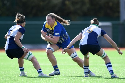 280226 - Gwalia Lightning v Wolfhounds - Celtic Challenge - Molly Reardon of Gwalia Lightning is challenged by Erin King of Wolfhounds