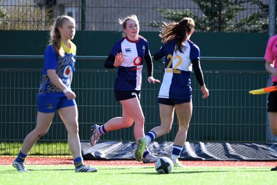 280226 - Gwalia Lightning v Wolfhounds - Celtic Challenge - Amy Larn of Wolfhounds celebrates scoring a try with team mates