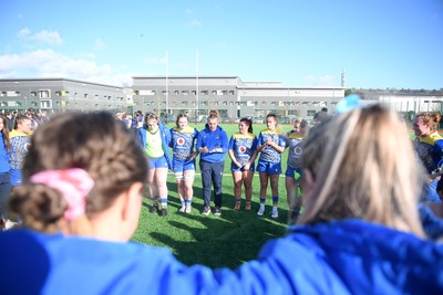 280226 - Gwalia Lightning v Wolfhounds - Celtic Challenge - Gwalia team huddle at full time
