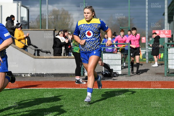 280226 - Gwalia Lightning v Wolfhounds - Celtic Challenge - Gwalia players run out at the start of the match