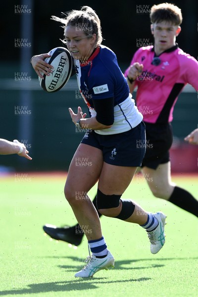 280226 - Gwalia Lightning v Wolfhounds - Celtic Challenge - Stacey Flood of Wolfhounds runs in to score a try