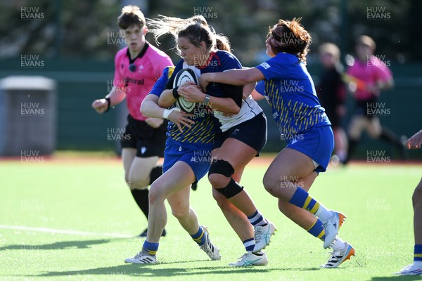 280226 - Gwalia Lightning v Wolfhounds - Celtic Challenge - Stacey Flood of Wolfhounds runs in to score a try