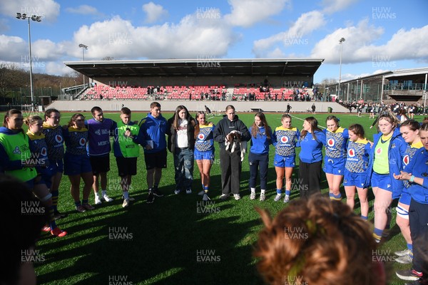 280226 - Gwalia Lightning v Wolfhounds - Celtic Challenge - Gwalia team huddle at full time