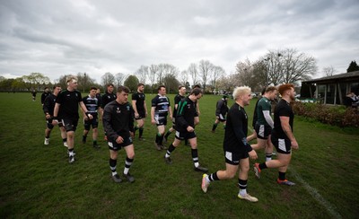 040426 - Caerleon v Gwernyfed RFC, Admiral National League 3 East Presentation - Gwernyfed prepare for their Admiral National League 3 East match against Caerleon