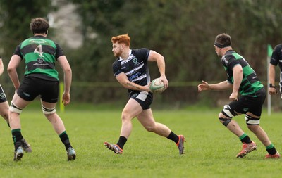 040426 - Caerleon v Gwernyfed RFC, Admiral National League 3 East Presentation - Gwernyfed RFC, in black and white, take on Caerleon having won the Admiral National League 3 East