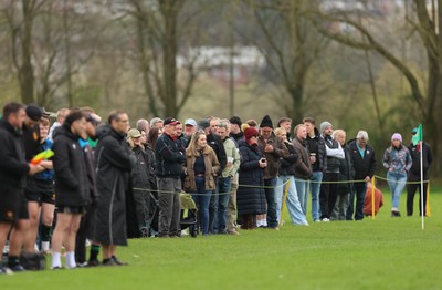 040426 - Caerleon v Gwernyfed RFC, Admiral National League 3 East Presentation - Gwernyfed RFC, in black and white, take on Caerleon having won the Admiral National League 3 East