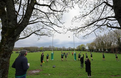 040426 - Caerleon v Gwernyfed RFC, Admiral National League 3 East Presentation - Gwernyfed RFC, in black and white, take on Caerleon having won the Admiral National League 3 East