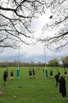 040426 - Caerleon v Gwernyfed RFC, Admiral National League 3 East Presentation - Gwernyfed RFC, in black and white, take on Caerleon having won the Admiral National League 3 East