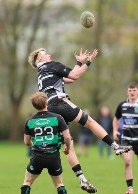 040426 - Caerleon v Gwernyfed RFC, Admiral National League 3 East Presentation - Gwernyfed RFC, in black and white, take on Caerleon having won the Admiral National League 3 East