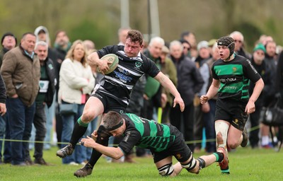 040426 - Caerleon v Gwernyfed RFC, Admiral National League 3 East Presentation - Gwernyfed RFC, in black and white, take on Caerleon having won the Admiral National League 3 East