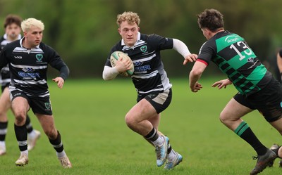 040426 - Caerleon v Gwernyfed RFC, Admiral National League 3 East Presentation - Gwernyfed RFC, in black and white, take on Caerleon having won the Admiral National League 3 East