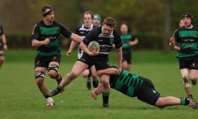 040426 - Caerleon v Gwernyfed RFC, Admiral National League 3 East Presentation - Gwernyfed RFC, in black and white, take on Caerleon having won the Admiral National League 3 East
