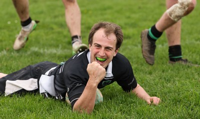 040426 - Caerleon v Gwernyfed RFC, Admiral National League 3 East Presentation - Luke Eckley  of Gwernyfed dives in to score try