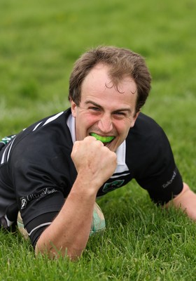 040426 - Caerleon v Gwernyfed RFC, Admiral National League 3 East Presentation - Luke Eckley  of Gwernyfed dives in to score try