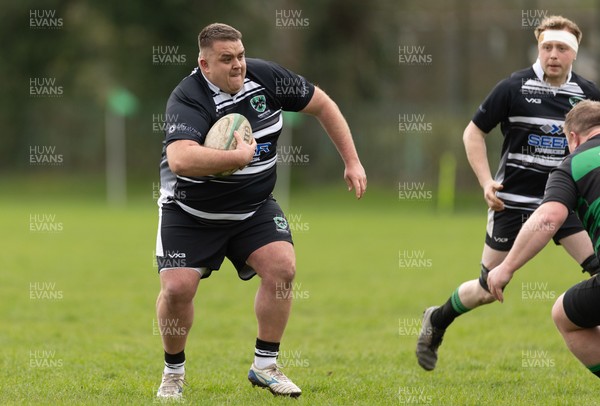 040426 - Caerleon v Gwernyfed RFC, Admiral National League 3 East Presentation - Gwernyfed RFC, in black and white, take on Caerleon having won the Admiral National League 3 East