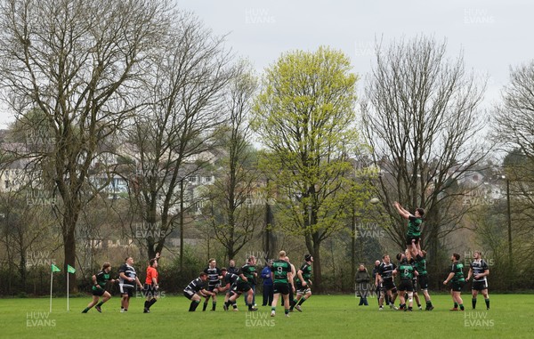 040426 - Caerleon v Gwernyfed RFC, Admiral National League 3 East Presentation - Gwernyfed RFC, in black and white, take on Caerleon having won the Admiral National League 3 East