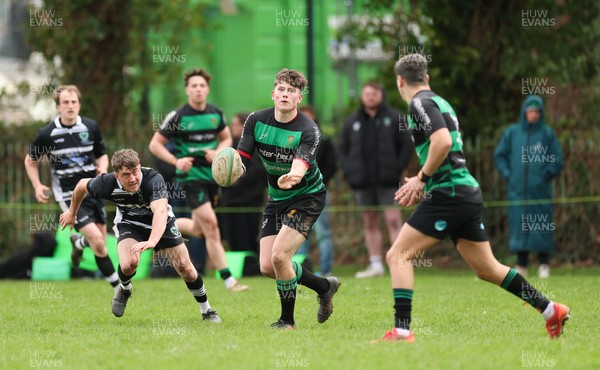 040426 - Caerleon v Gwernyfed RFC, Admiral National League 3 East Presentation - Gwernyfed RFC, in black and white, take on Caerleon having won the Admiral National League 3 East