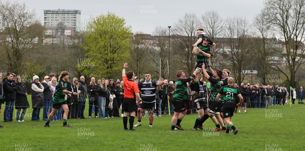 040426 - Caerleon v Gwernyfed RFC, Admiral National League 3 East Presentation - Gwernyfed RFC, in black and white, take on Caerleon having won the Admiral National League 3 East