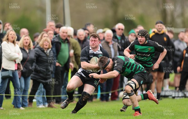 040426 - Caerleon v Gwernyfed RFC, Admiral National League 3 East Presentation - Gwernyfed RFC, in black and white, take on Caerleon having won the Admiral National League 3 East