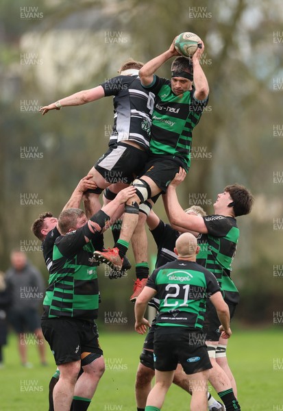 040426 - Caerleon v Gwernyfed RFC, Admiral National League 3 East Presentation - Gwernyfed RFC, in black and white, take on Caerleon having won the Admiral National League 3 East